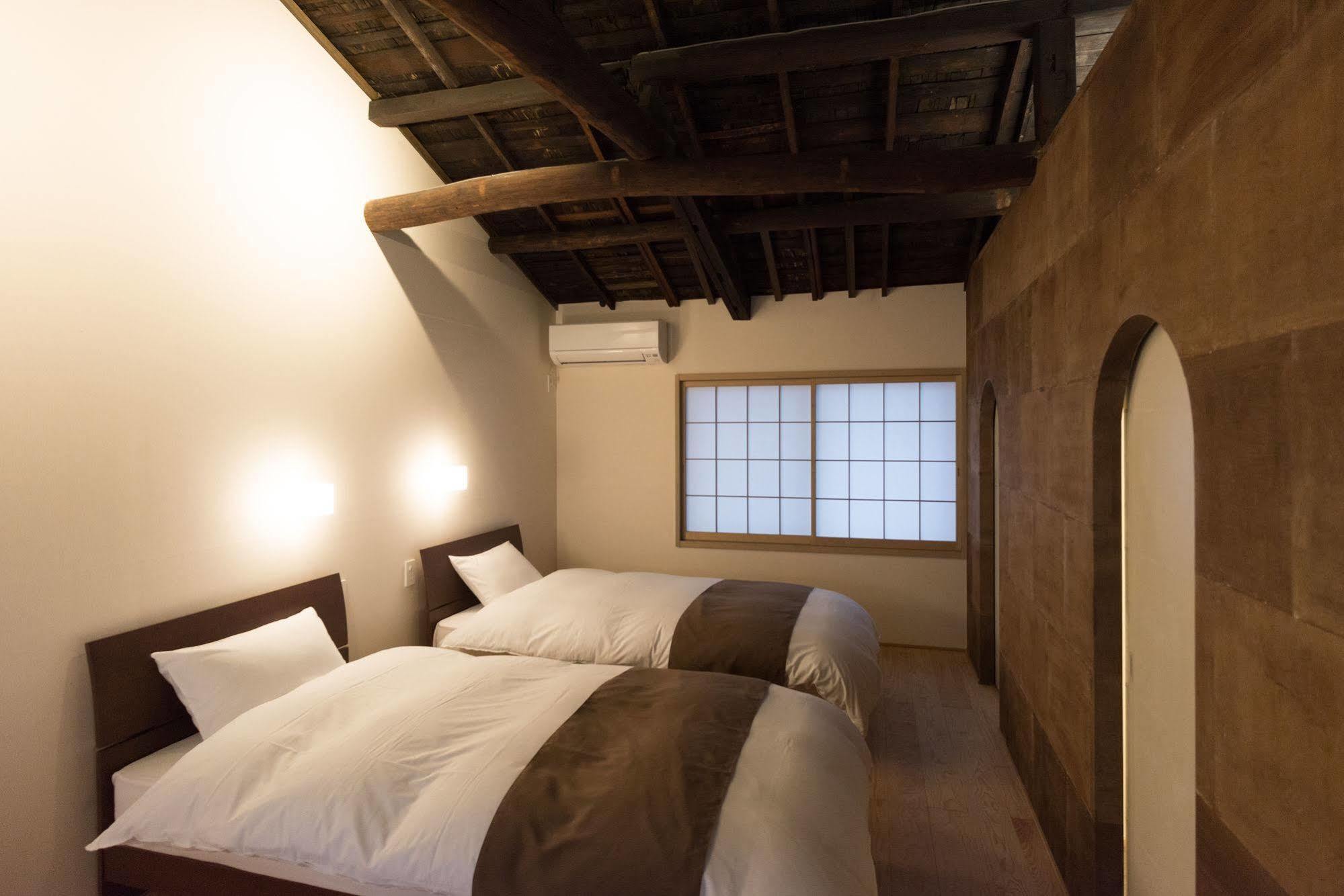 Locanda 'kakishibu-an' Machiya House